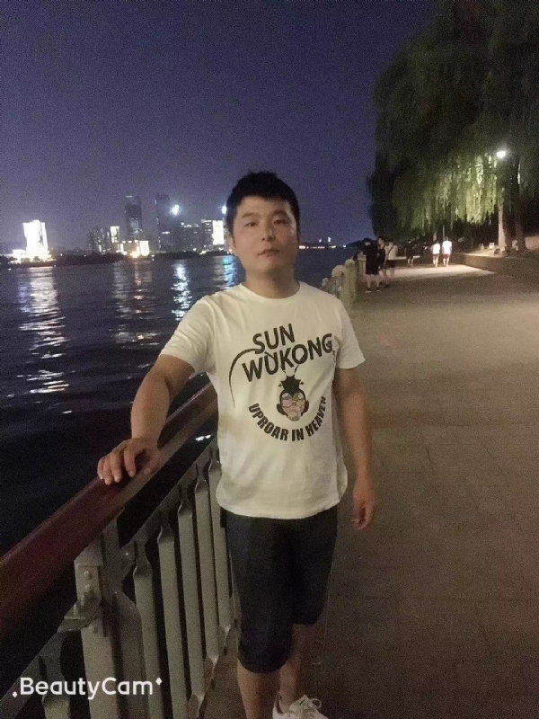 古月的第二张照片--张家界基督教相亲网